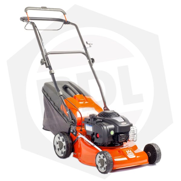 Cortadora de Césped Autopropulsada Husqvarna LC 140S – 16″ / 125 CC / con Bolsa